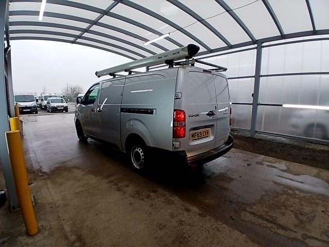 Used Peugeot Expert 2019 Silver Van