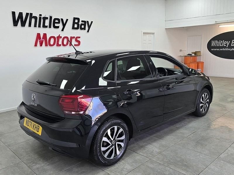 Usado VW Polo Active 2021 Preto Citadino