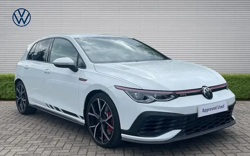 Second-hand VW Golf VIII GTI 300 CP (220 kW) 2023 Hatchback