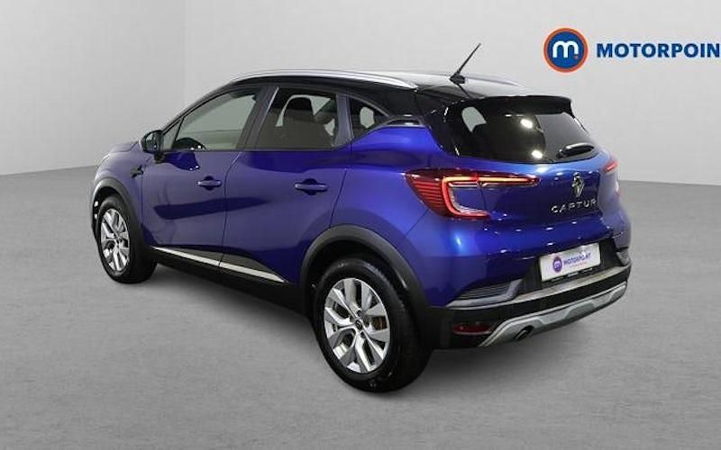 Used Renault Captur Iconic 155 HP (114 kW) 2020 Blue/black SUV