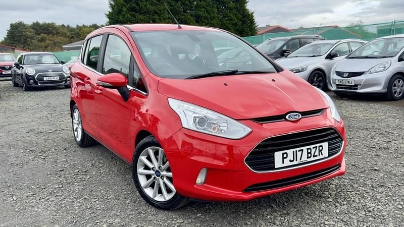 Red Used 2017 Ford B-MAX Titanium MPV | £6,995 (Fair price) - Image 1/4