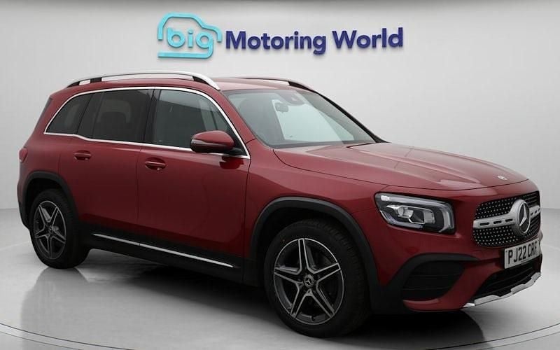 Used 2022 Mercedes 200 AMG line Estate | £23,200 (Good price) - Image 1/4