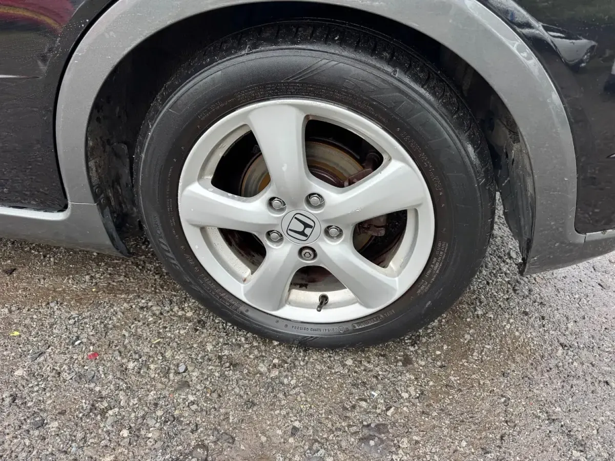 Begagnad Honda Civic SE 140 HK (102 kW) 2009 Svart Halvkombi