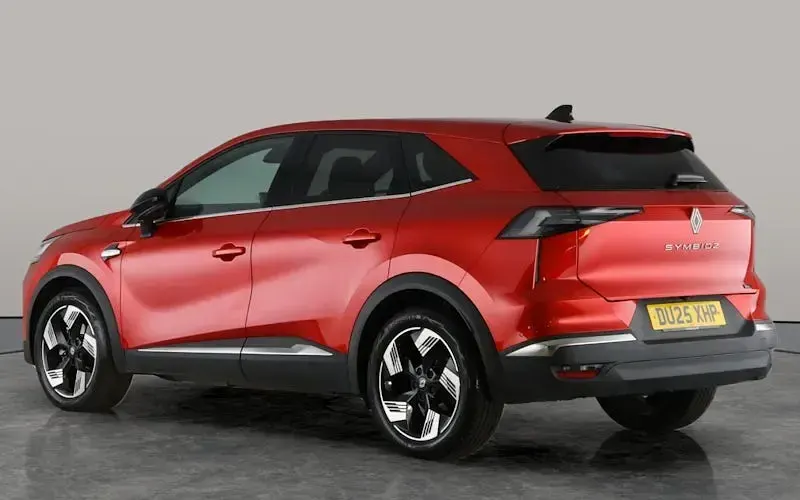 Used Renault Symbioz Techno 145 HP (106 kW) 2025 Red SUV