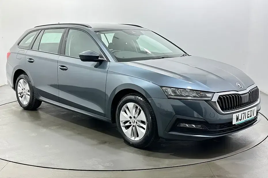 Used Skoda Octavia SE 110 HP (80 kW) 2022 Estate
