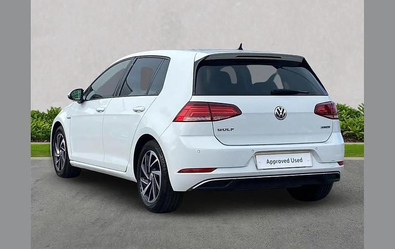 Used VW Golf VIII Edition 130 HP (95 kW) 2020 White Hatchback