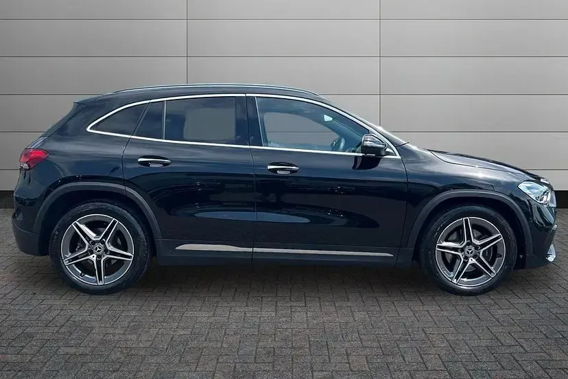 Used Mercedes GLA200 AMG Line Premium Plus 148 HP (108 kW) 2021 Cosmos black SUV