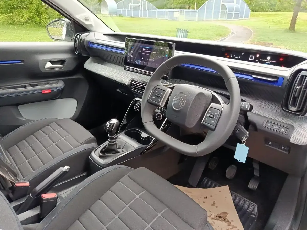 Used Citroën C3 99 HP (72 kW) 2025 White SUV