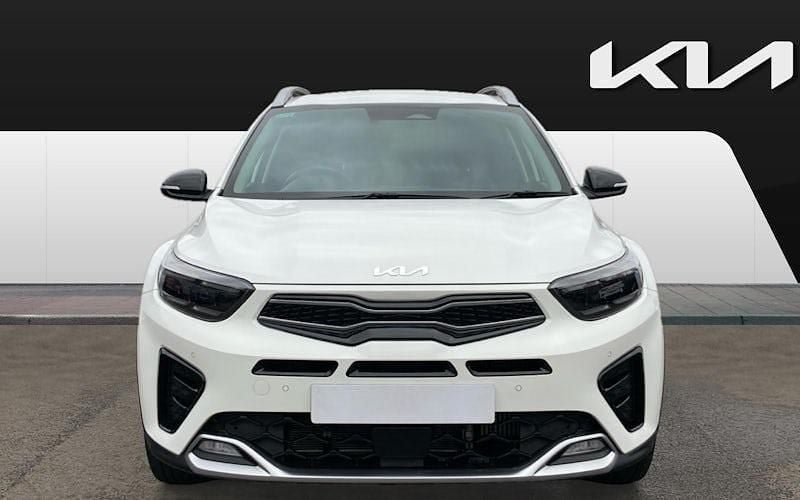 Used Kia Stonic GT-Line S 120 HP (88 kW) 2023 White SUV