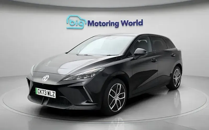 Used MG MG4 EV Trophy 150 kW (204 HP) 2025 Hatchback