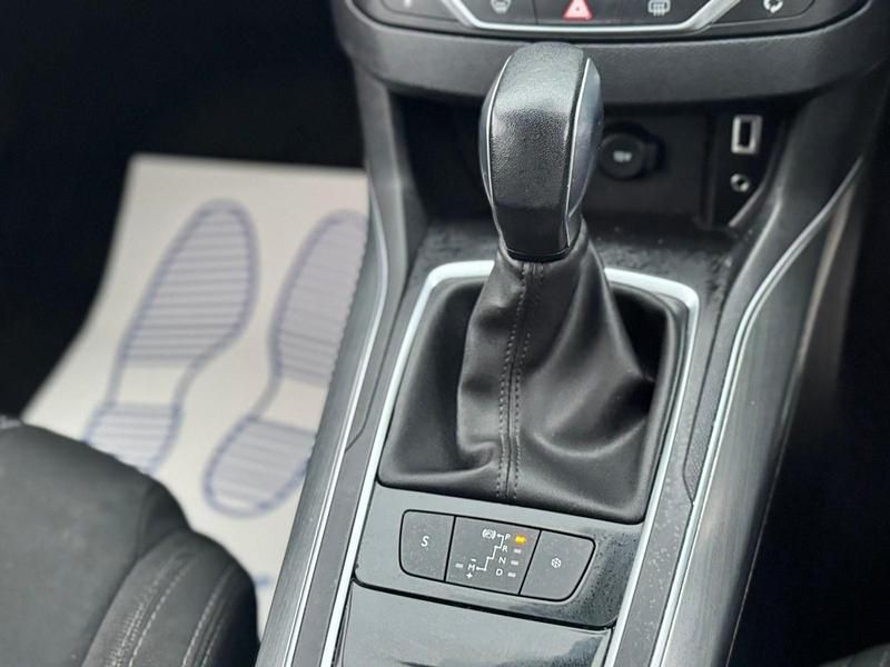 Used Peugeot 308 Allure 130 HP (95 kW) 2016 Silver Hatchback