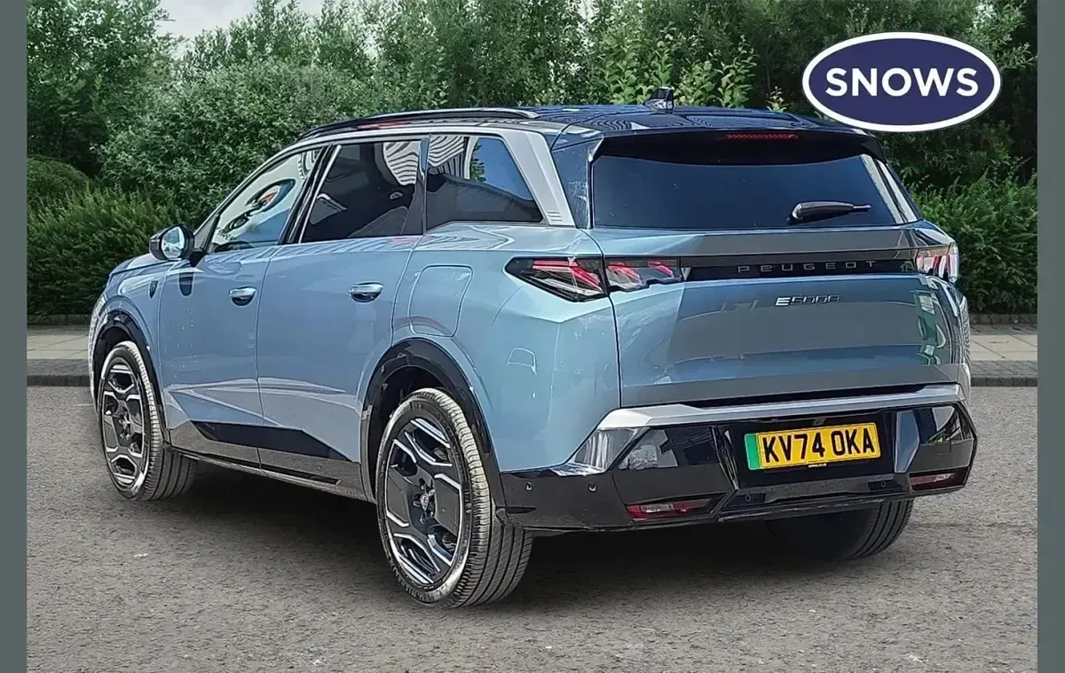 Used Peugeot 5008 GT 156 kW (213 HP) 2024 Blue SUV