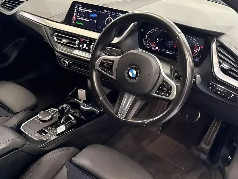 Used BMW 118 M Sport 136 HP (100 kW) 2024 Blue Hatchback