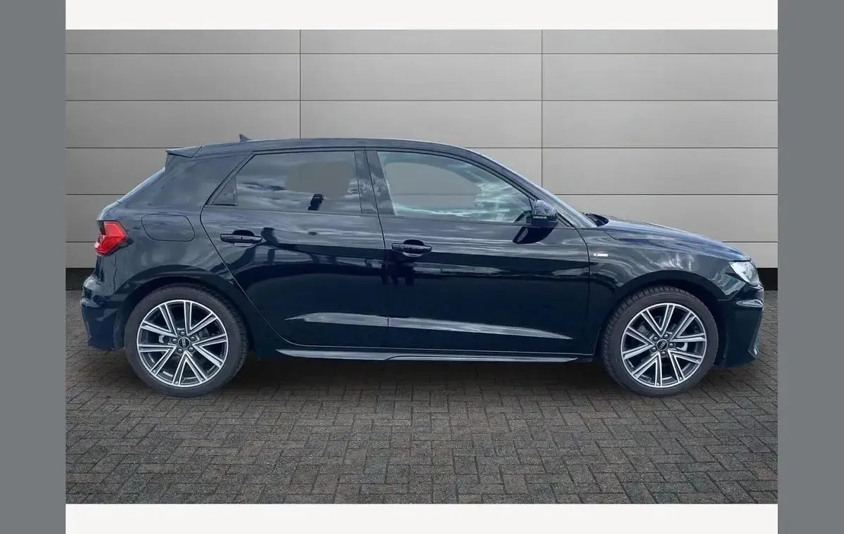 Used Audi A1 S-Line 147 HP (108 kW) 2026 Black SUV