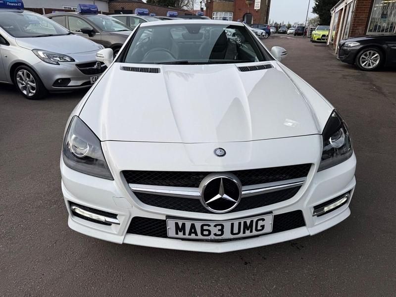 Used Mercedes SLK200 AMG 184 HP (135 kW) 2013 White Cabriolet