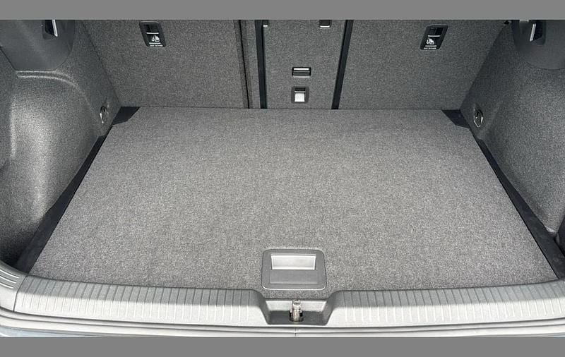 Used VW Golf VIII R-line 147 HP (108 kW) 2025 Grey Hatchback