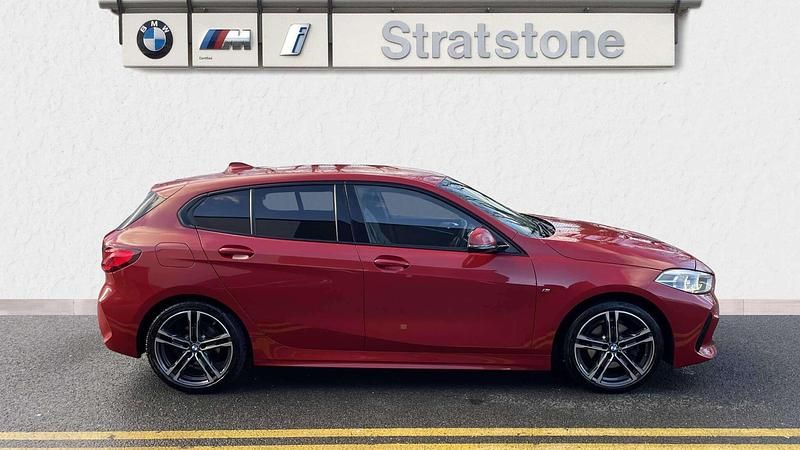 Used BMW 118 M Sport 138 HP (101 kW) 2020 Red Hatchback