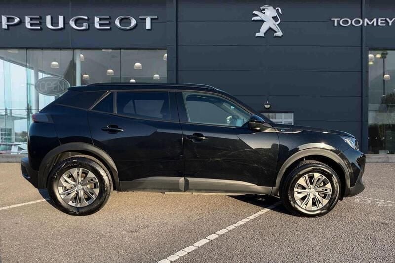 Black Used 2024 Peugeot e-2008 Active+ SUV | £15,990 (Fair price) - Image 1/4