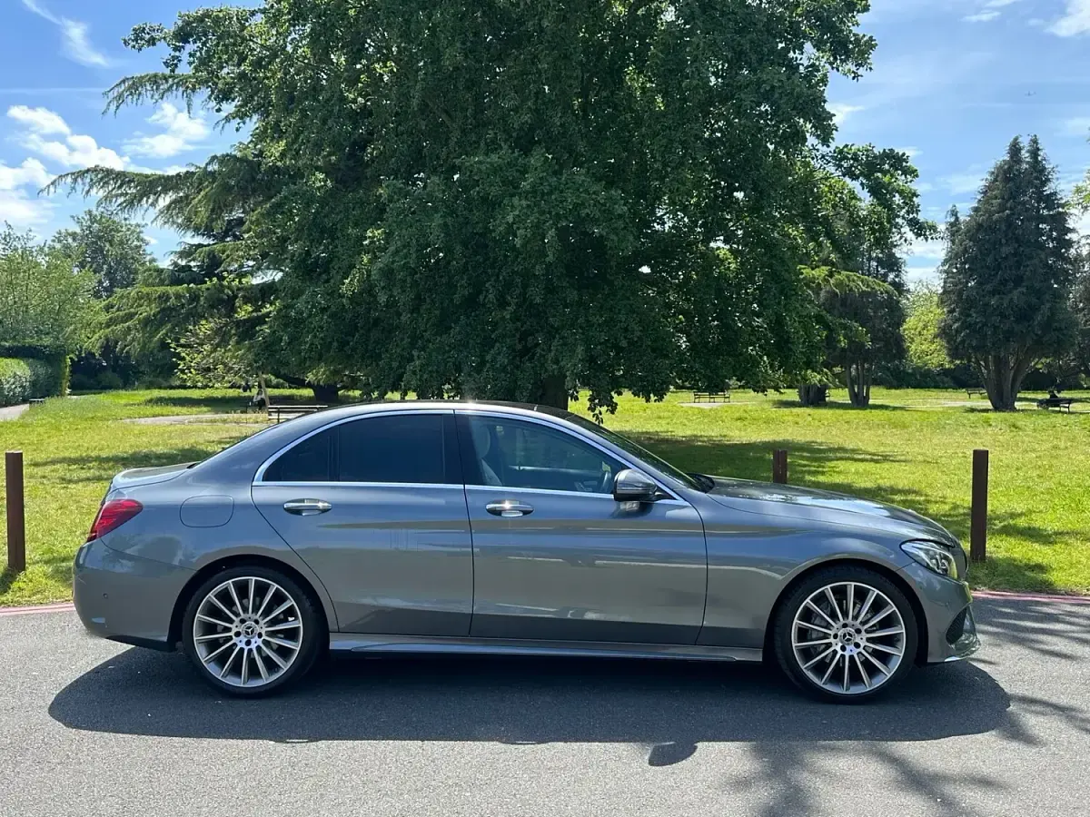 Used Mercedes C220 AMG Line Premium 170 HP (125 kW) 2017 Grey Sedan