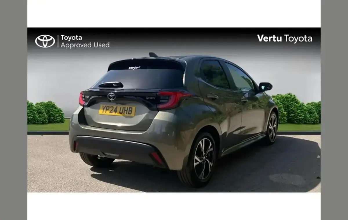 Used Toyota Yaris Design 113 HP (83 kW) 2024 Other Hatchback