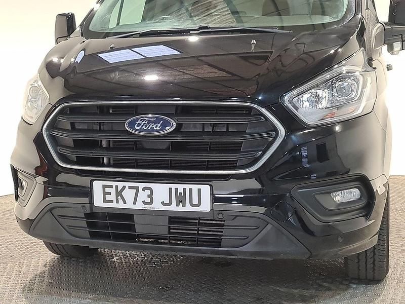 Used Ford Transit Custom Limited 130 HP (95 kW) 2023 Black Van
