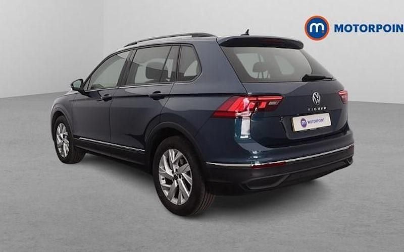 Used VW Tiguan Life 150 HP (110 kW) 2023 Blue SUV
