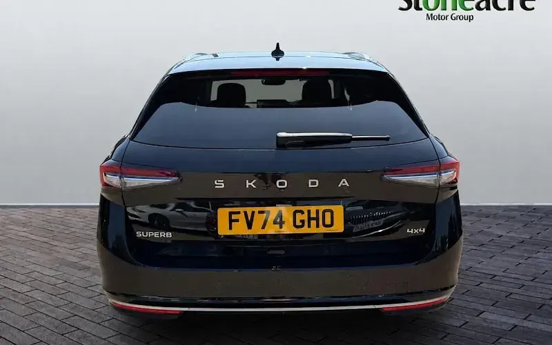 Used Skoda Superb 193 HP (141 kW) 2026 Black Estate