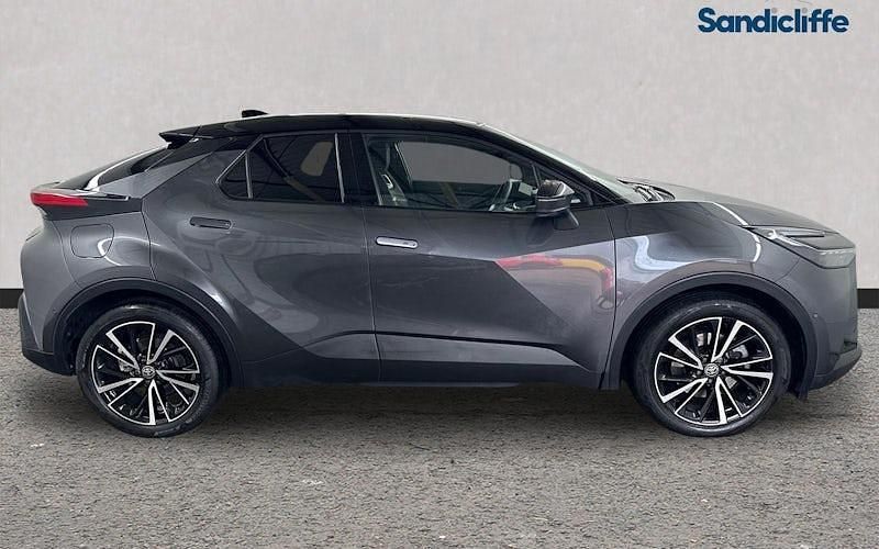 Used Toyota C-HR 223 HP (164 kW) 2024 Grey SUV