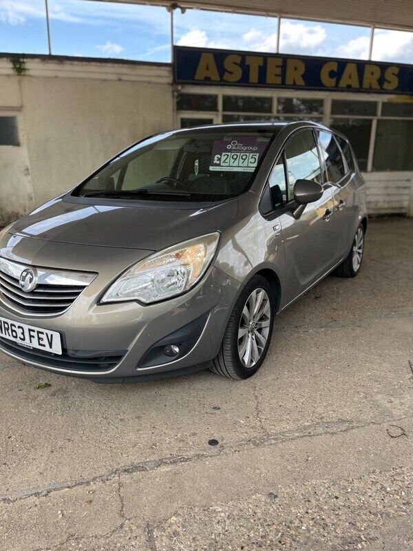 Used Vauxhall Meriva 2013 Brown MPV