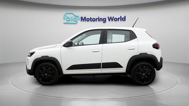 Used Dacia Spring Expression 47 kW (65 HP) 2024 White Hatchback