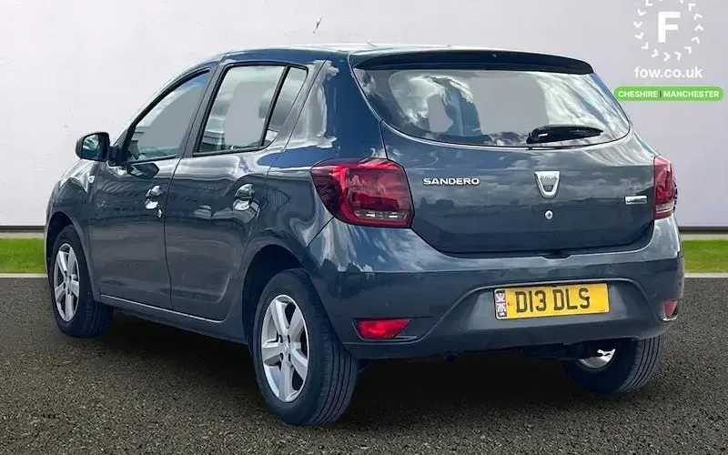 Used Dacia Sandero Lauréate 90 HP (66 kW) 2018 Grey Hatchback
