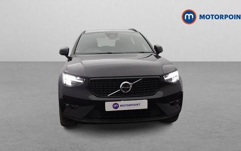 Begagnad Volvo XC40 Plus 163 HK (119 kW) 2026 SUV