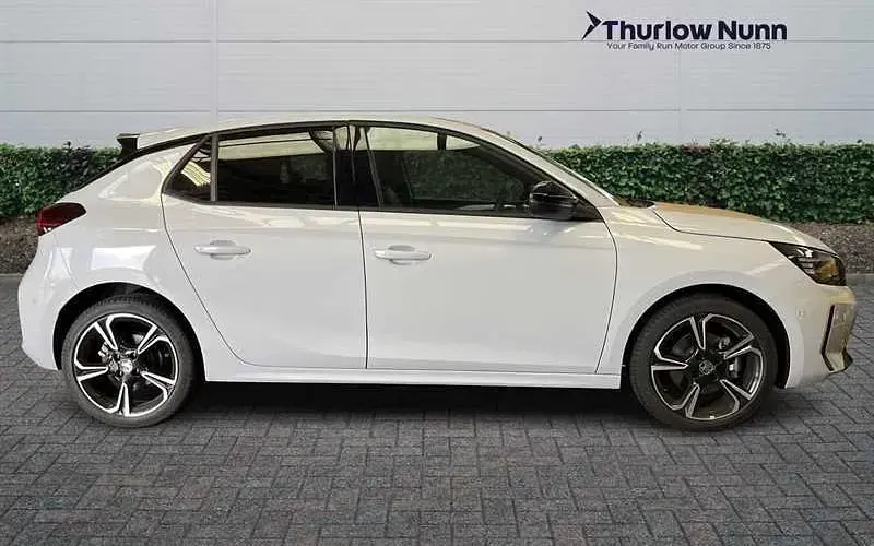 New Vauxhall Corsa Ultimate 101 HP (74 kW) 2026 White Hatchback