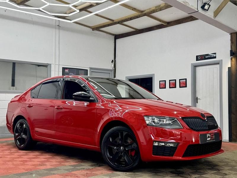 Red Used 2015 Skoda Octavia vRS Hatchback | £12,990 (Fair price) - Image 1/4