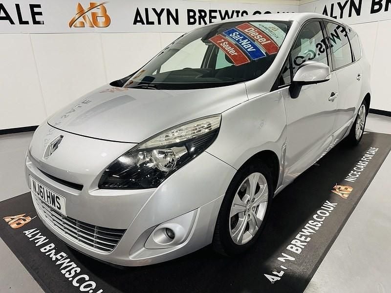 Silver Used 2011 Renault Grand Scénic III Dynamique MPV | £2,499 (Fair price) - Image 1/4