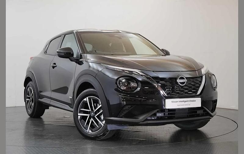 Black New 2025 Nissan Juke N-Connecta SUV | £21,999 (Good price) - Image 1/3