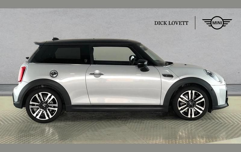 Used Mini Cooper S Exclusive 176 HP (129 kW) 2023 Silver Hatchback
