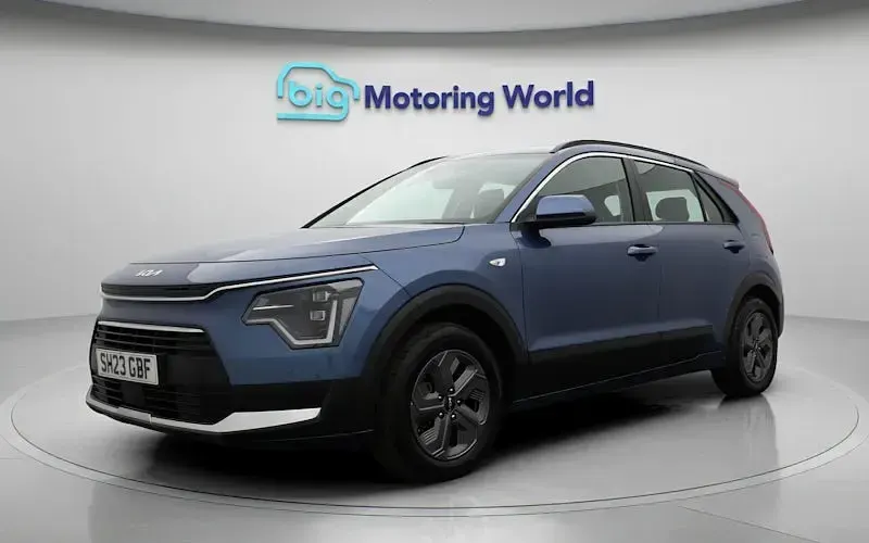 Used Kia Niro 141 HP (103 kW) 2023 Blue SUV