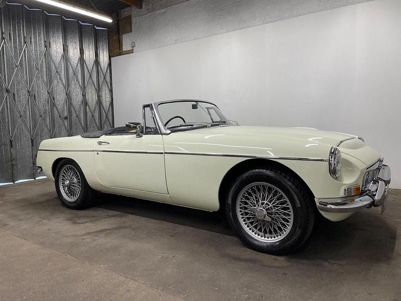 Used MG C 1968 White Cabriolet