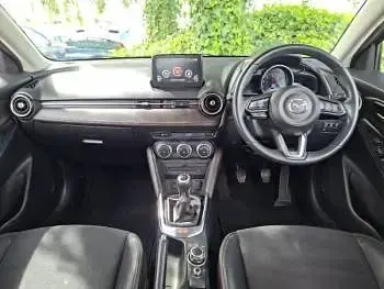 Used Mazda 2 90 HP (66 kW) 2017 Blue Hatchback