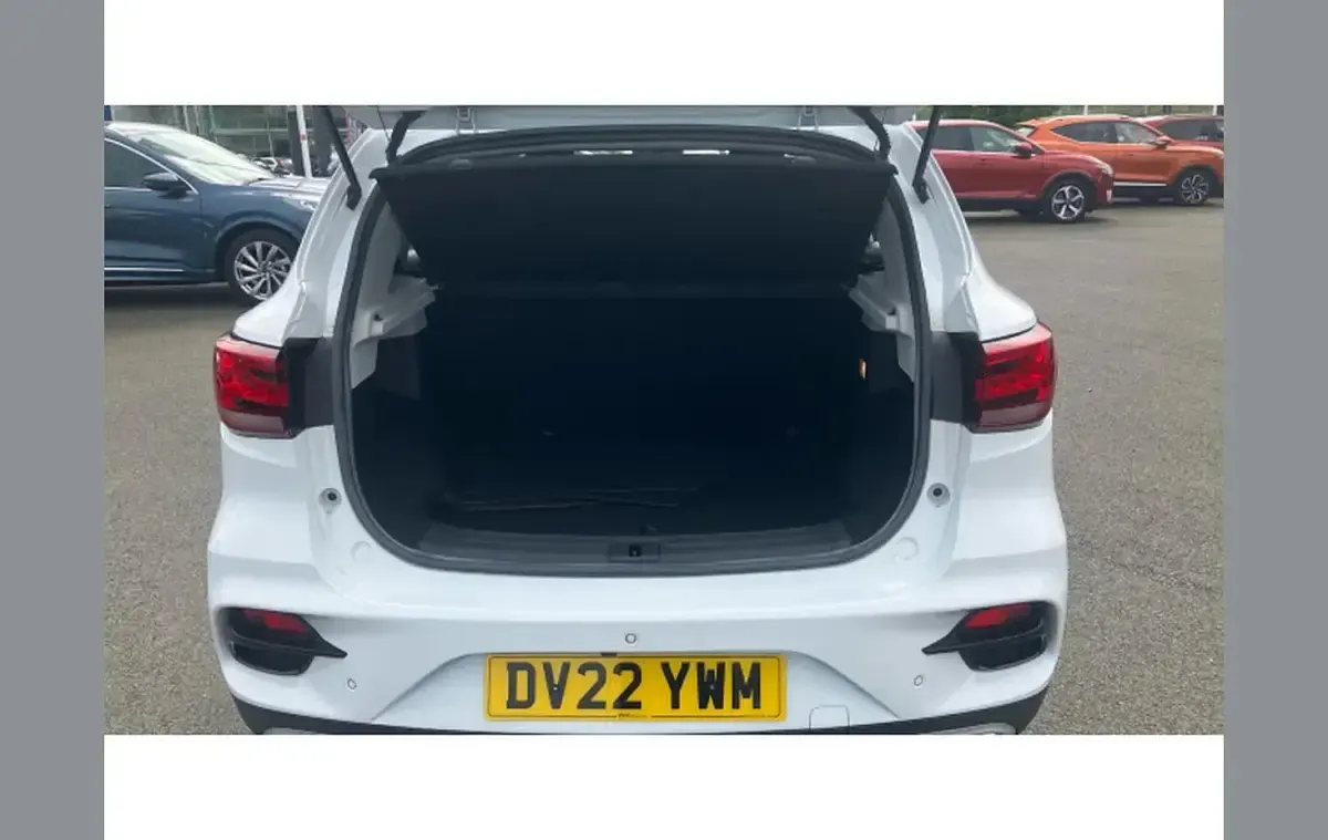 Used MG ZS Exclusive 111 HP (81 kW) 2022 White SUV