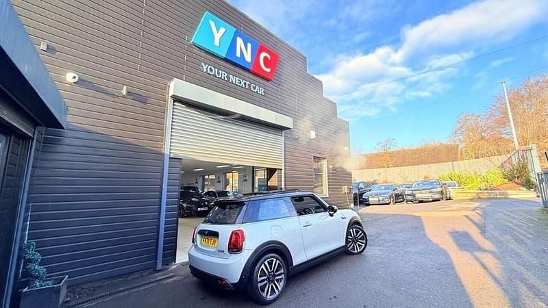 Used Mini Cooper SE Hatch 135 kW (184 HP) 2021 Silver Hatchback