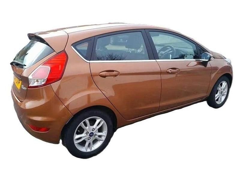 Used Ford Fiesta Zetec 182 HP (133 kW) 2017 Brown Hatchback