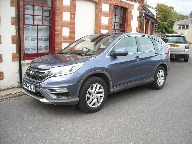 Used Honda CR-V SE 120 HP (88 kW) 2015 Blue met SUV