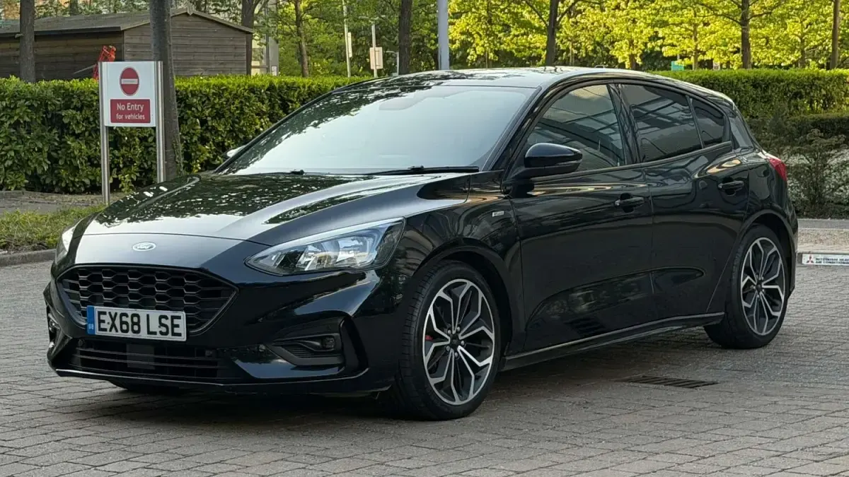 Used Ford Focus ST-Line X 125 HP (91 kW) 2018 Black Hatchback