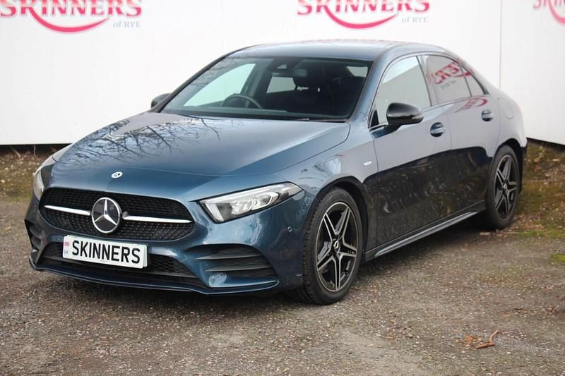Used Mercedes A200 Executive 163 HP (119 kW) 2022 Blue Sedan
