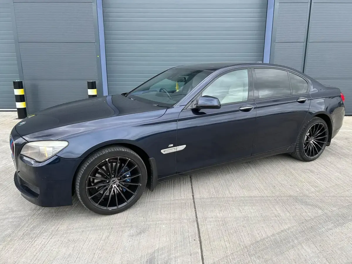 Used BMW 740 M Sport 2011 Blue Sedan
