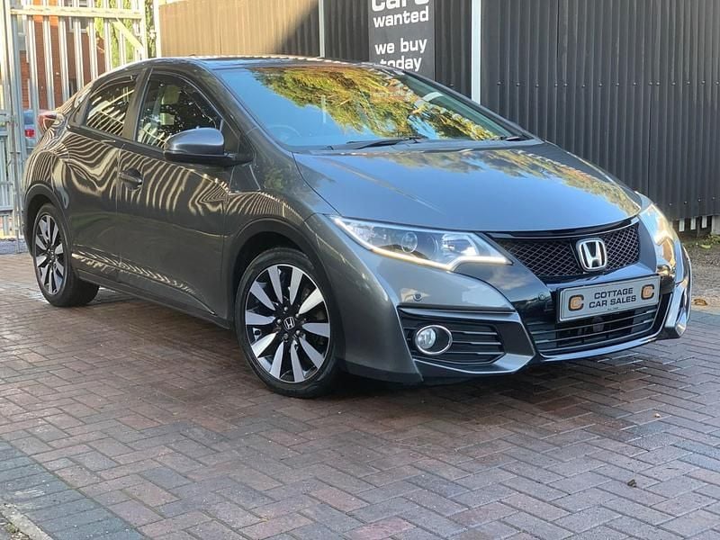 Used Honda Civic SE Plus 142 HP (104 kW) 2017 Grey Hatchback
