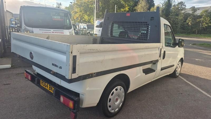 Used Fiat Doblò 90 HP (66 kW) 2014 White MPV