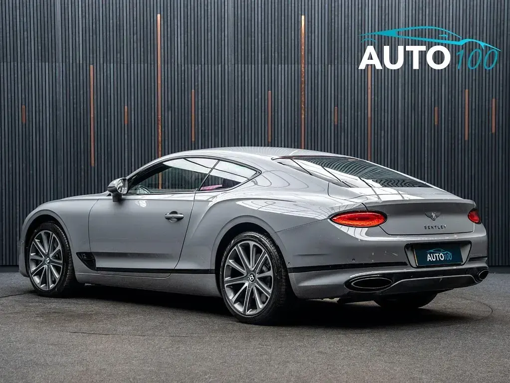Begagnad Bentley Continental 2018 Grå Sportkupé